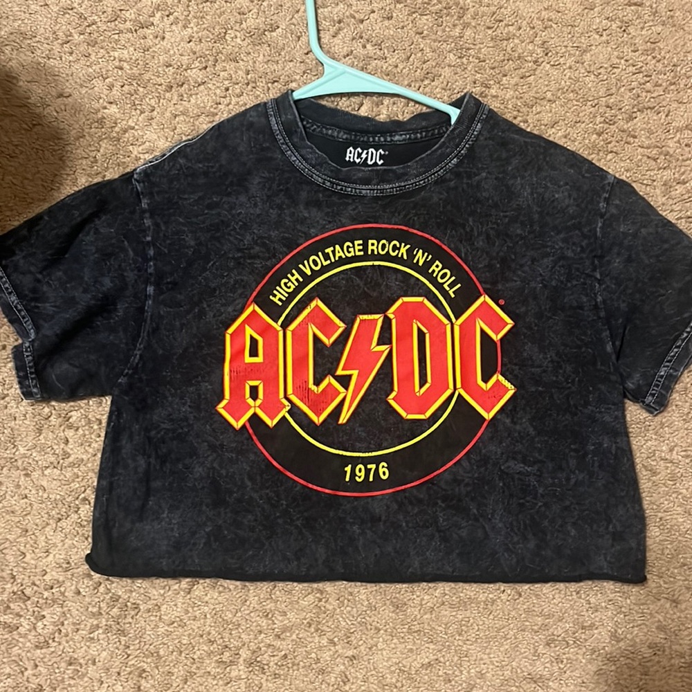 AC/DC cropped tee